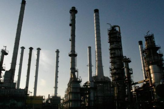Πετρέλαιο: «Η Ευρώπη δεν αντιμετωπίζει πρόβλημα ανεφοδιασμού», λέει ο Πορτογάλος ΥΠΟΙΚ